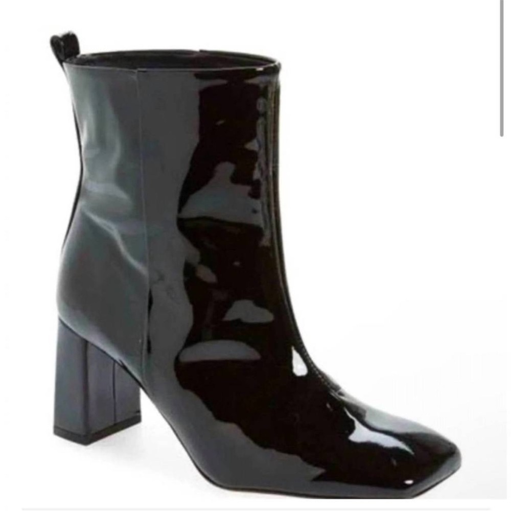 Good American Patent Leather Block Heel Booties - Picture 3 of 12